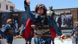 ATATÜRK'ÜN ALİAĞA'YA GELİŞİNİN YILDÖNÜMÜ KUTLANDI