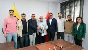 ALİAĞASPOR FK,ŞAMPİYONLUK KUPASINI TESLİM ALDI