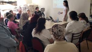 KADINLARA "DİJİTAL OKUR YAZARLIK EĞİTİMİ" VERİLDİ