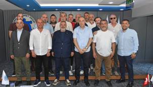 ŞİMŞEK: "ALİAĞA LİMANLARI TÜRKİYE'NİN YÜK MERKEZİ OLMAYA DEVAM EDİYOR"