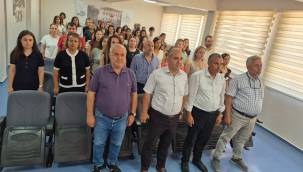 ALİAĞA'DAKİ 57 ÖĞRETMENE "E-TWİNNİNG KALİTE ETİKETİ" TAKDİM EDİLDİ