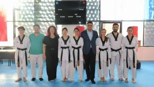 BELEDİYENİN TAEKWONDO KURSU SPORCULARI KUŞAK ATLADI