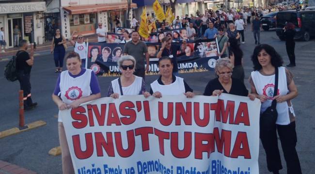 ALİAĞA'DA SİVAS KATLİAMI UNUTULMADI