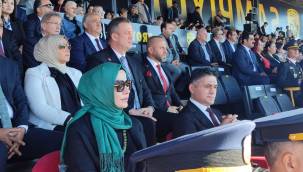 ALİAĞA'DA CUMHURİYET BAYRAMI COŞKUYLA KUTLANDI