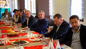 BAKIRÇAY'IN TİCARET ODALARI MENEMEN'DE TOPLANDI