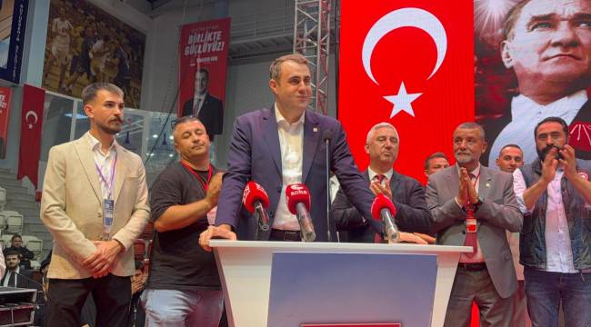 CHP İL KONGRESİNDE ALİAĞA'DAN ALİ SERÇE,BARIŞ EROĞLU VE ONUR DENİZ LİSTEDE YER ALDI