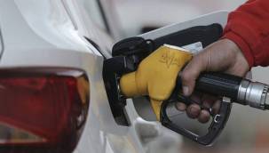 BENZİNE GECEYARISI ZAM GELDİ