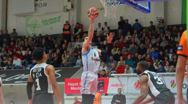 ALİAĞA PETKİMSPOR SON SANİYEDE BEŞİKTAŞ'A YENİK DÜŞTÜ