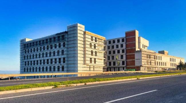 ALİAĞA'DAKİ HASTANE İÇİN 580 MİLYON TL LAZIM AMA HÜKÜMET SADECE 4 BİN LİRA AYIRDI