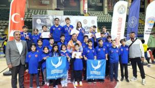 ALİAĞALI ORYANTİRİNGCİLER MUĞLA'DAN 8 TÜRKİYE DERECESİYLE DÖNDÜ