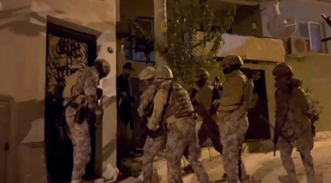 İZMİR'DE İNSAN TİCARETİ OPERASYONU!