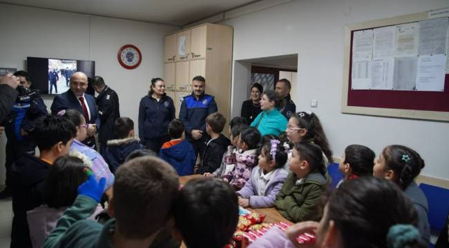 MİNİK ÖĞRENCİLER ZABITAYI ZİYARET ETTİ