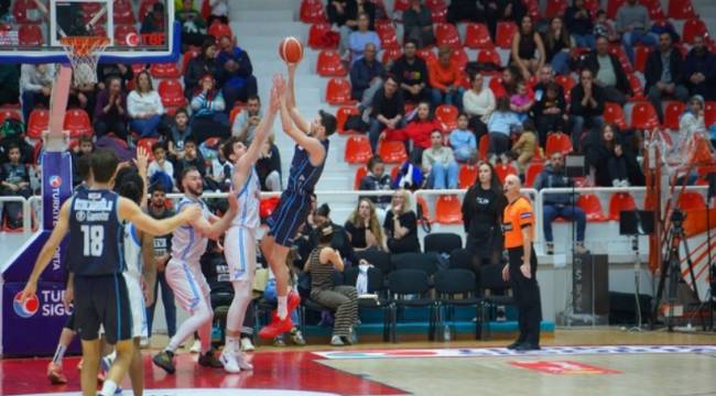 PETKİMSPOR EVİNDE GALİBİYET SEVİNCİ YAŞADI