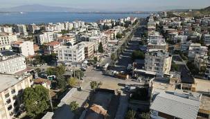 ALİAĞA CADDELERİNDE ÜCRETLİ PARK SİSTEMİ BAŞLIYOR