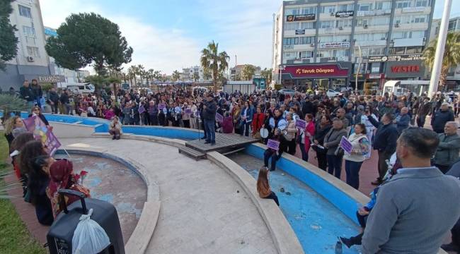 ALİAĞA'DA 8 MART YÜRÜYÜŞÜ