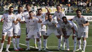 ALİAĞA FK ŞAMPİYONLUĞUN PEŞİNİ BIRAKMIYOR