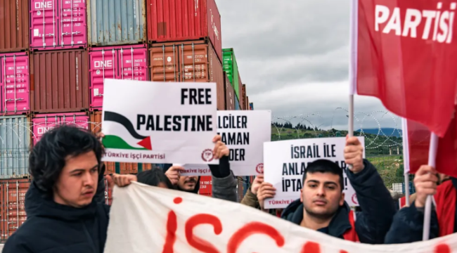 ALİAĞA LİMANLARINDA İSRAİL PROTESTO EDİLDİ