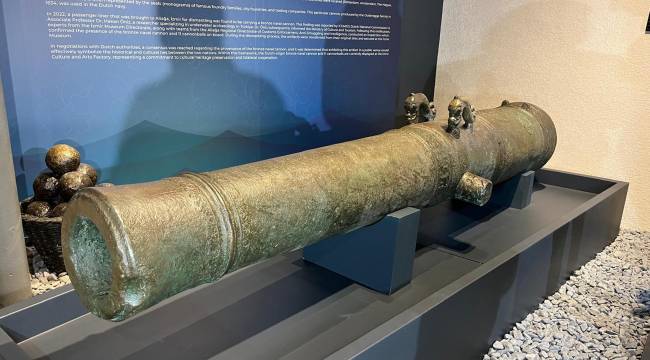 ALİAĞA'DAKİ GEMİDE BRONZ GEMİ TOPU BULUNDU