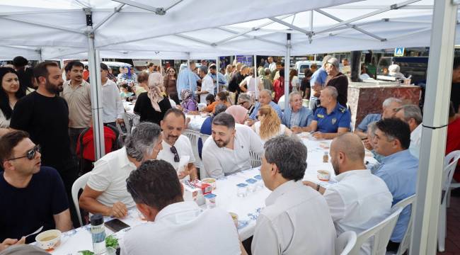 AK PARTİ'DEN AŞURE ETKİNLİĞİ