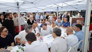 AK PARTİ'DEN AŞURE ETKİNLİĞİ