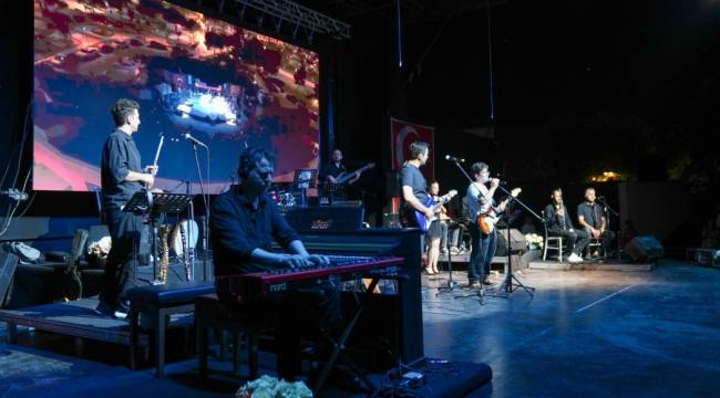 ASEV ÖĞRENCİLERİNDEN UNUTULMAZ BİR GECE