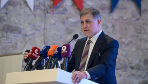 CEMİL TUGAY PARTİSİNDEN İSTİFA ETTİ