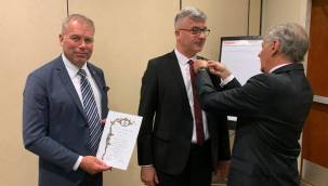 SOCAR KALİTE MÜDÜRÜ DR. ÖMER ÖZKAN IAQ ÜYELİĞİNE KABUL EDİLEN İLK TÜRK YÖNETİCİ OLDU