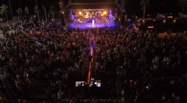 ALİAĞA SANAT GÜNLERİ ŞAKRAN ZEYTİN VE DENİZ FESTİVALİ İLE BAŞLADI